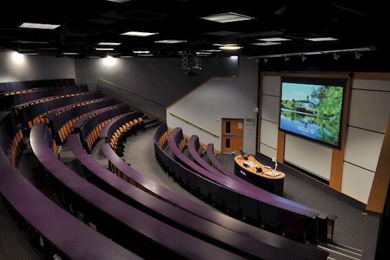 Los proyectores láser impresionan en la Universidad de Stirling