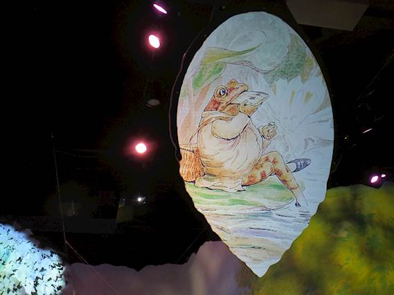Exhibiciones 'flotantes' levantan la atracción "The World of Beatrix Potter"