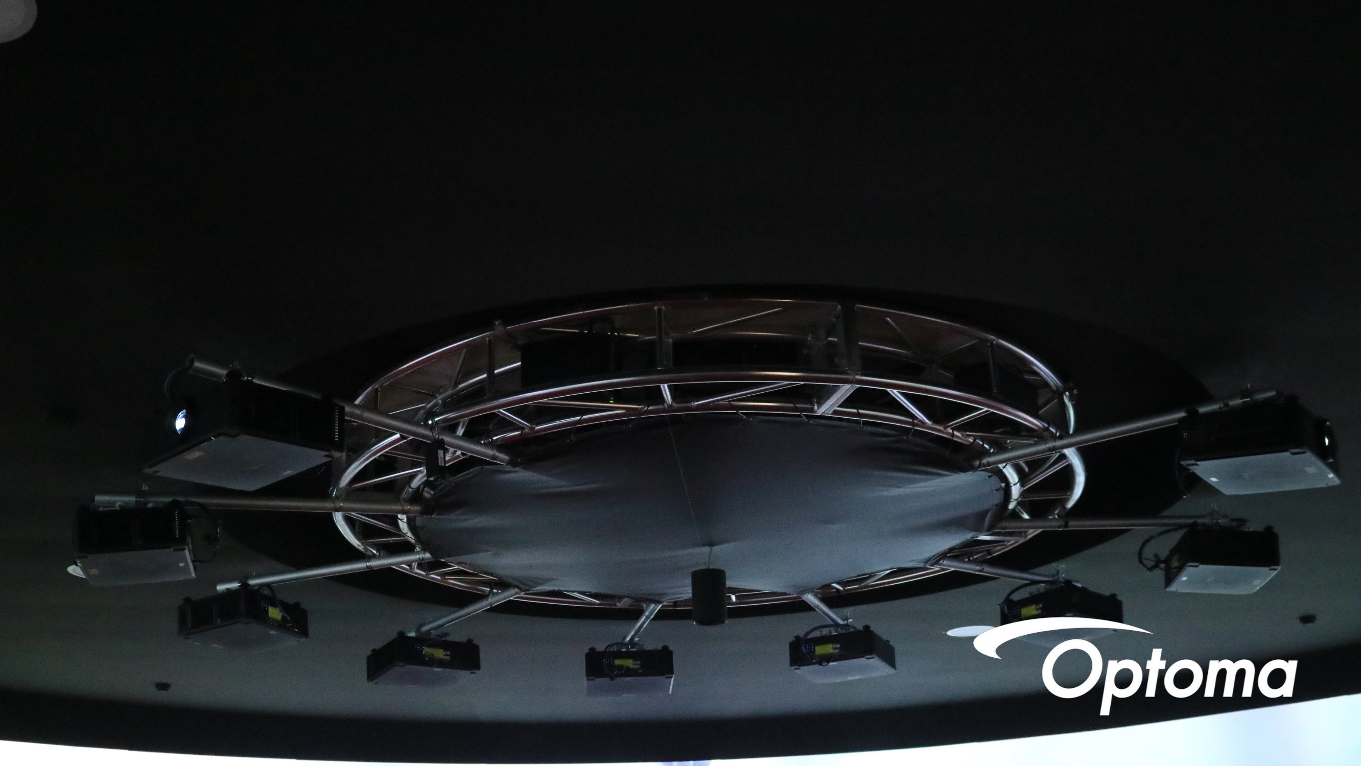 OPTOMA TRANSFORMA EL MUSEO DEL TXAKOLI EN UNA EXPERIENCIA INMERSIVA ÚNICA EN BAKIO