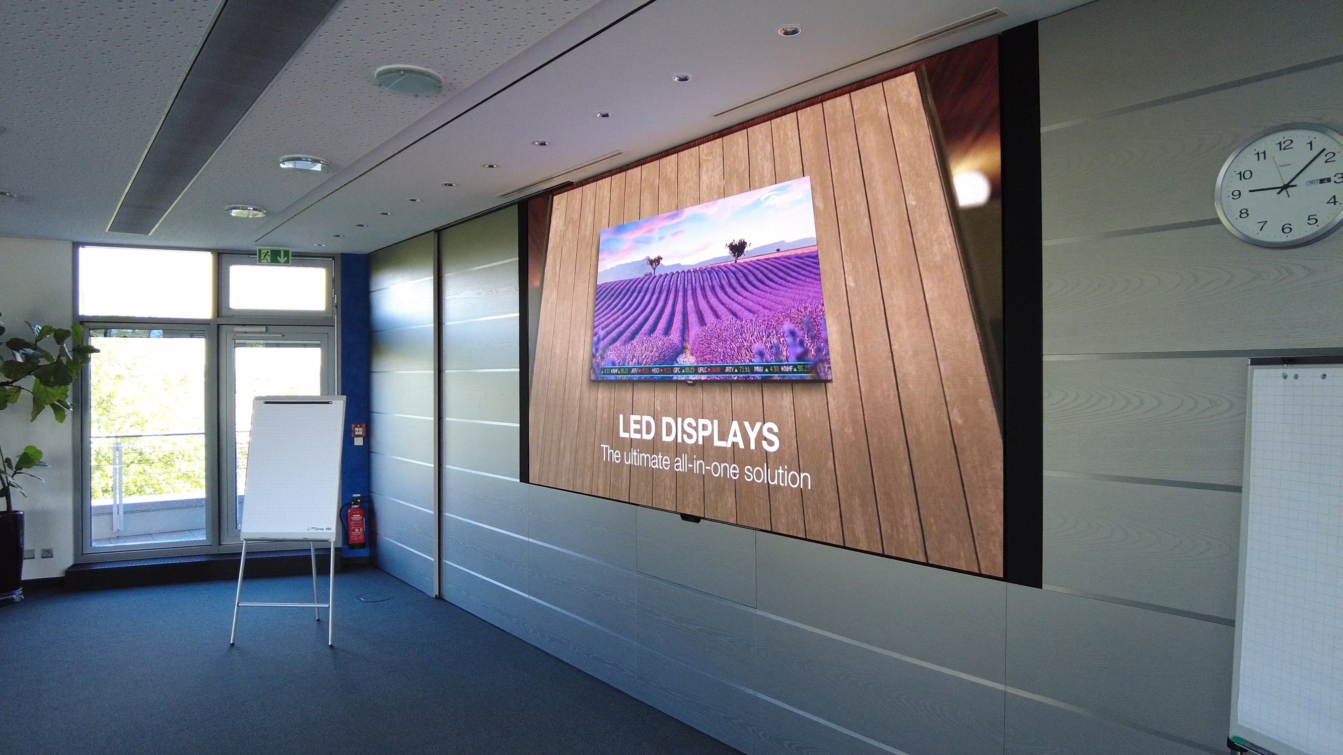 La pantalla LED todo en uno de Optoma, galardonada con múltiples premios, supera las expectativas una vez más en Badenova