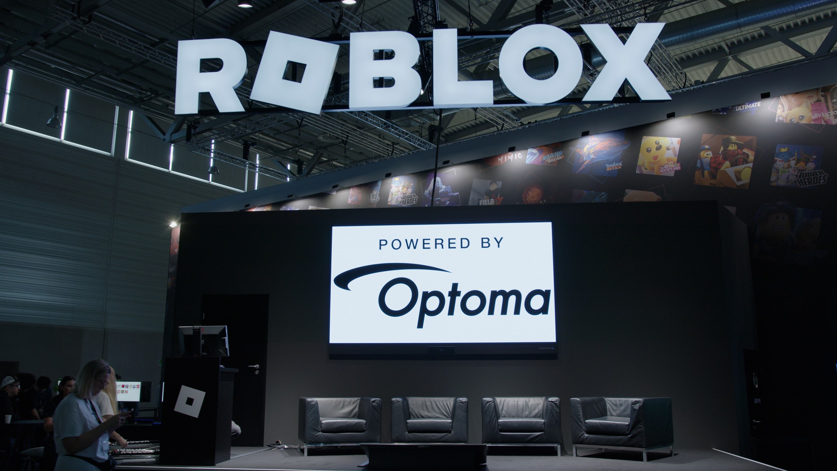 Las pantallas Optoma crean experiencias de otro nivel para los fans de Roblox en la Gamescom 2025